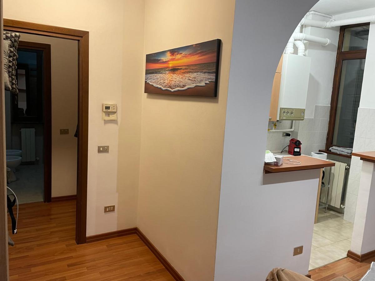 Апартаменты Bellisimo Apartamento A Nuovo, Garage In Propieta Арона Экстерьер фото