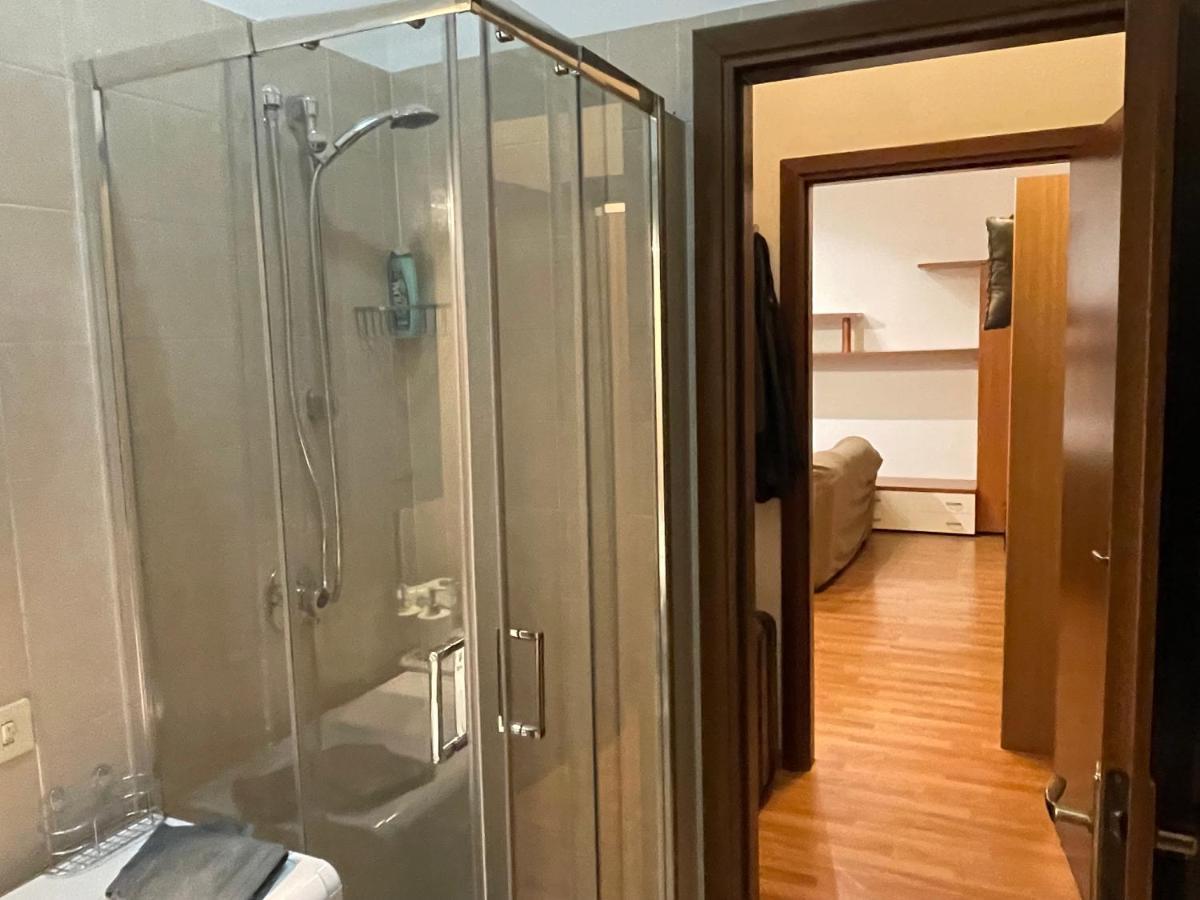 Апартаменты Bellisimo Apartamento A Nuovo, Garage In Propieta Арона Экстерьер фото